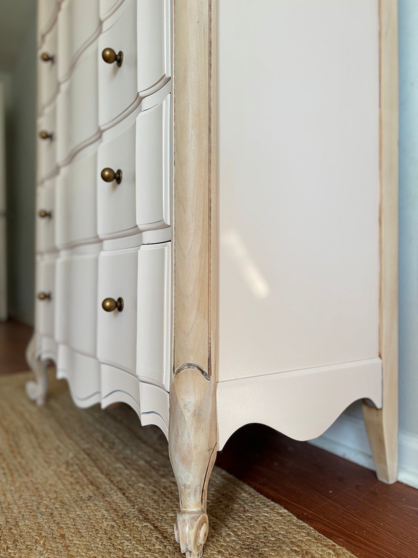 Roseshire Chest of Drawers