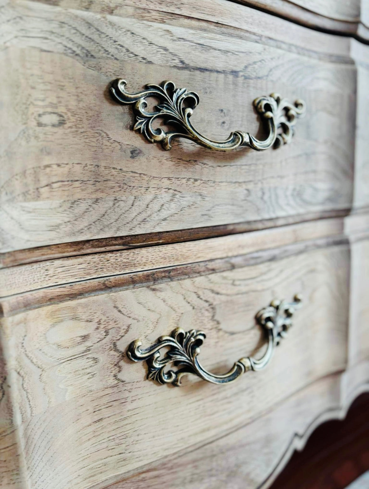 Ember Oak 9 Drawer Dresser