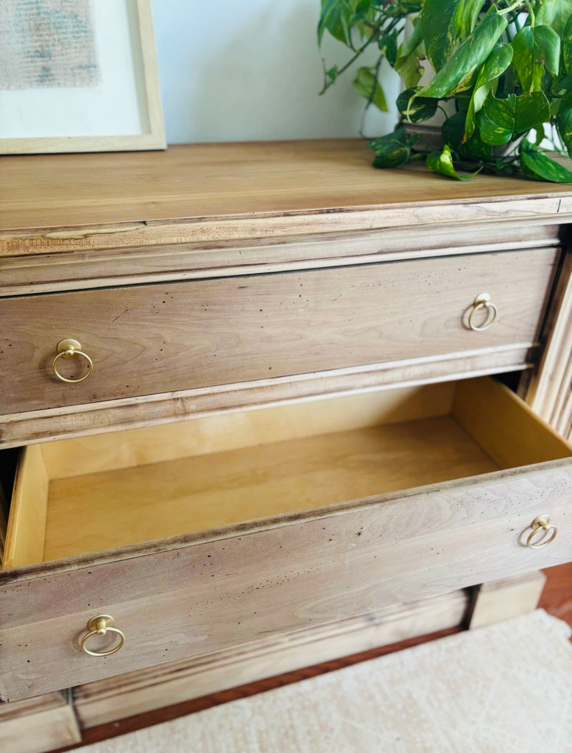 Willowwood 6 Drawer Dresser