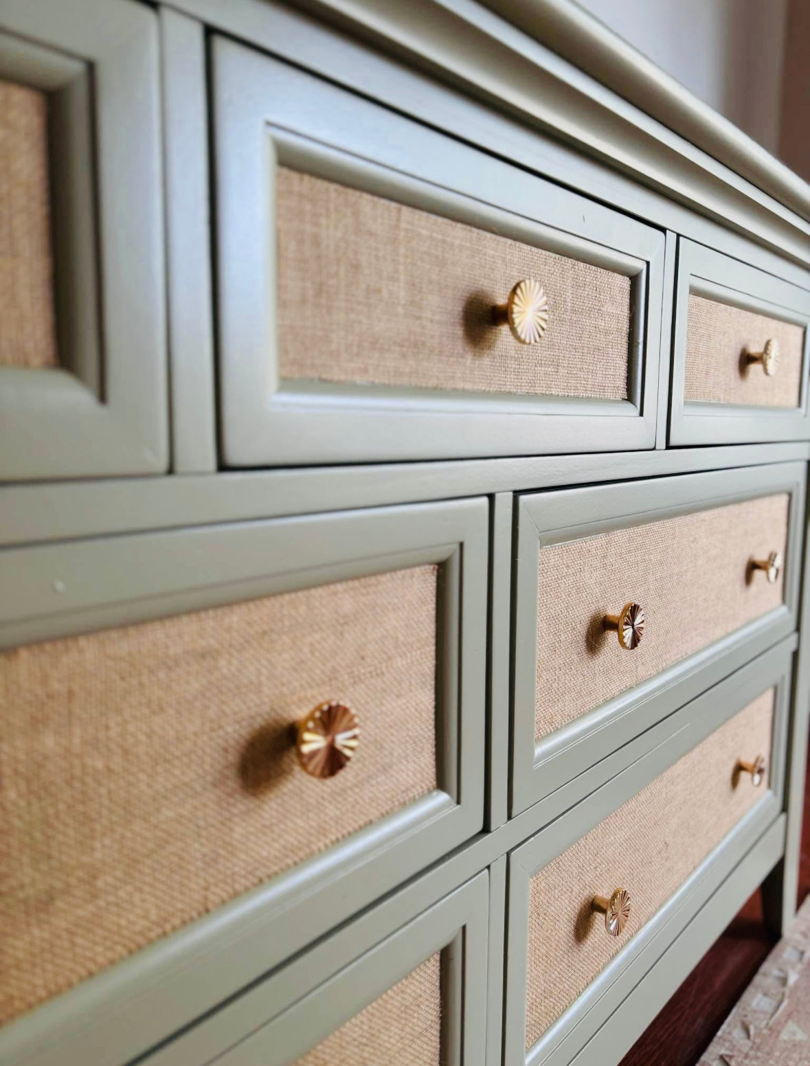 Mistgrove 7 Drawer Dresser