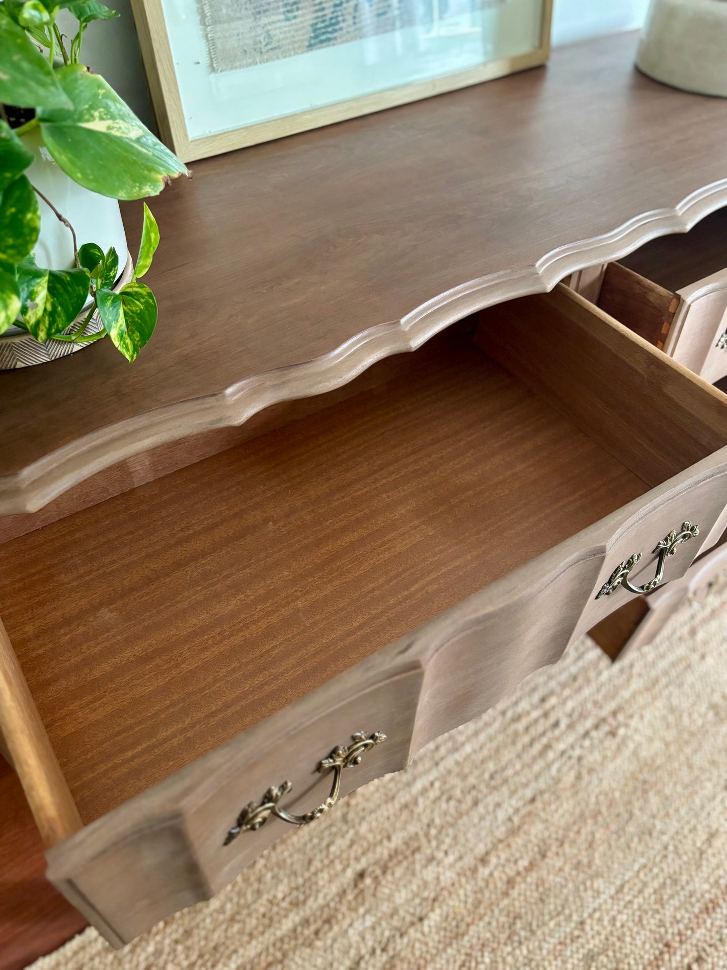 Ardenbrook 6 Drawer Dresser