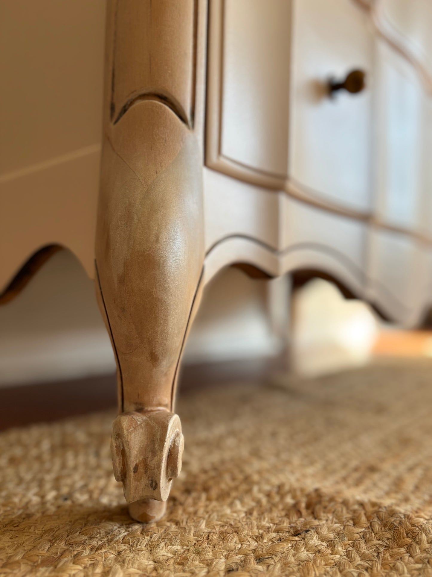 Roseshire Chest of Drawers