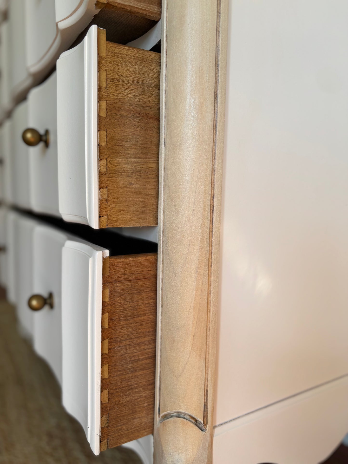 Roseshire Chest of Drawers