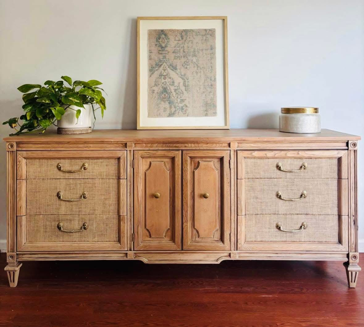 Birchmeadow 9 Drawer Dresser