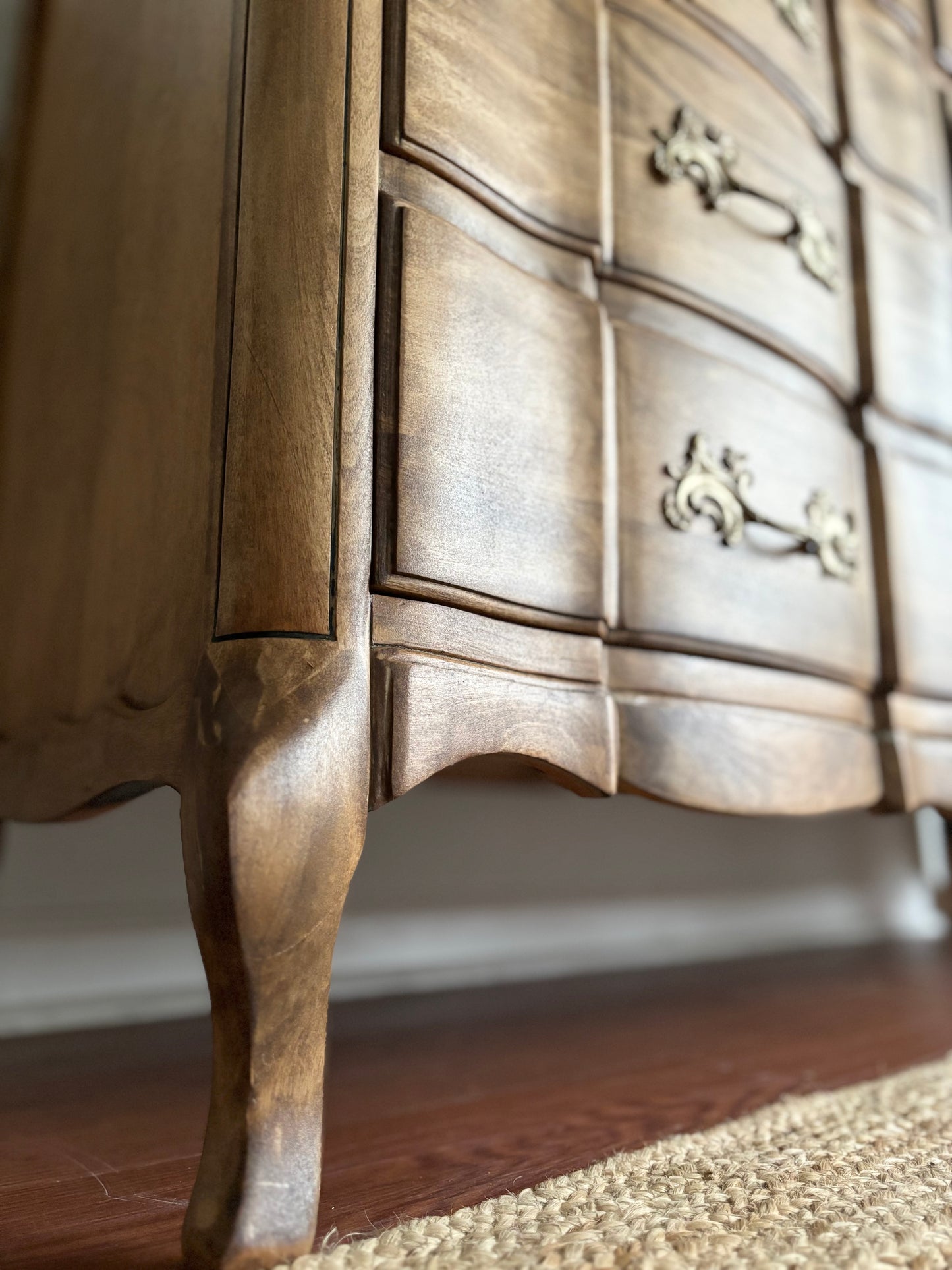 Ashgroven Triple Dresser