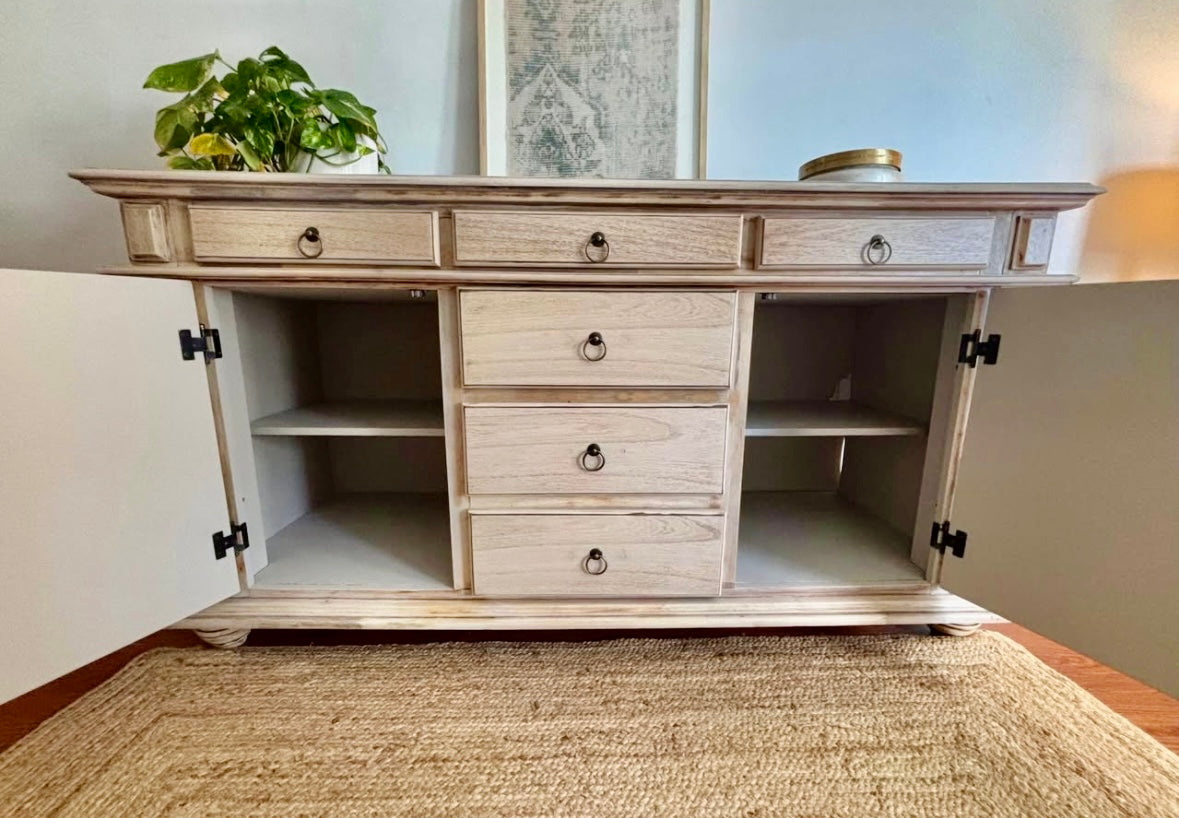 Sequoia Ridge Buffet