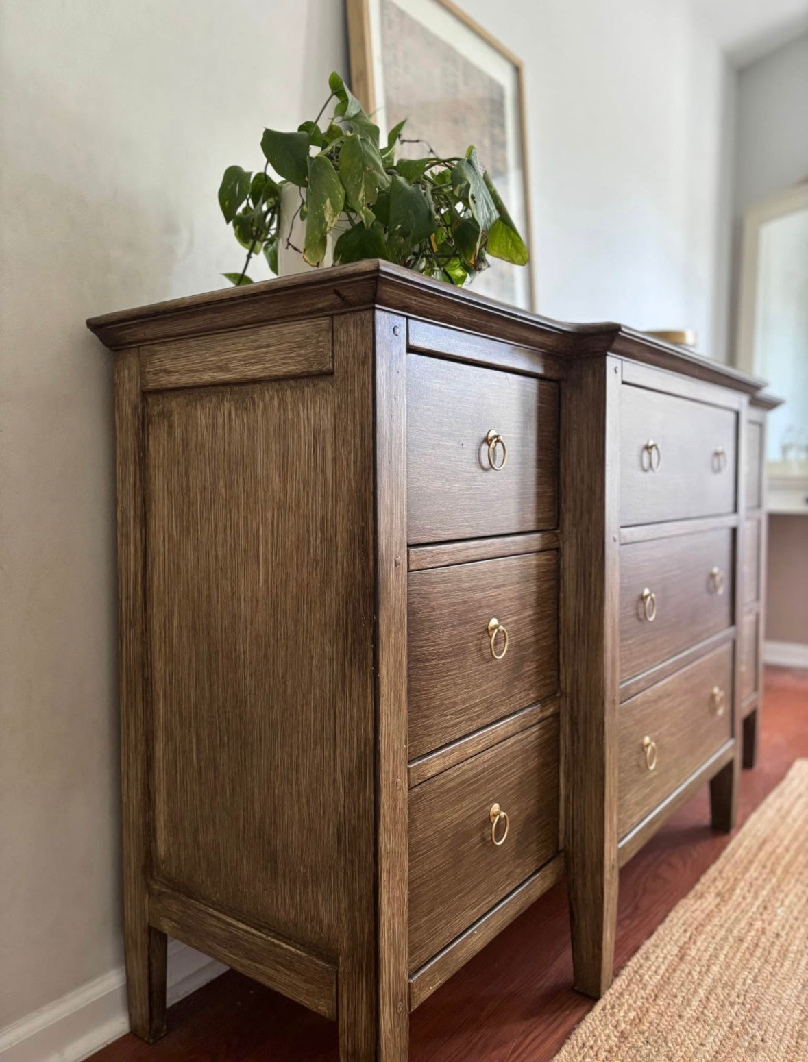 Sandalyn 9 Drawer Dresser